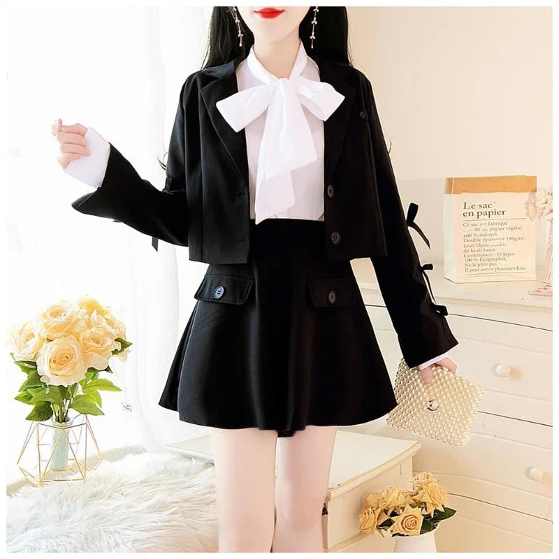 2025 autumn new Korean style small fragrance trend fashion lady small suit small suit jacket + short skirt three-piece female